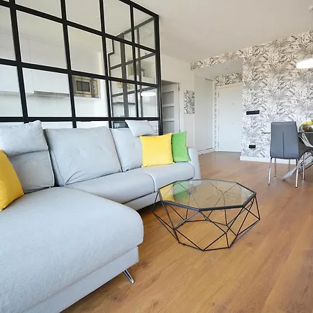 Precioso Con Piscina En Apartamento *