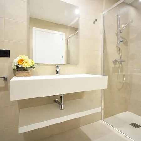Lejlighed Precioso Con Piscina En *