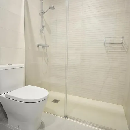 Precioso Con Piscina En Lejlighed Sanxenxo