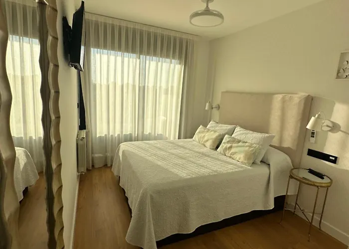 Precioso Con Piscina En